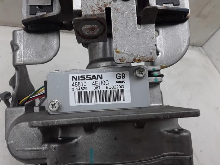Servo Elektrisch van een Nissan Qashqai (J11) 1.6 dCi All Mode 4x4-i 2014