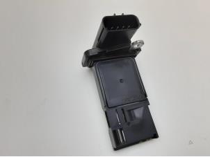Gebruikte Luchthoeveelheidsmeter Honda CR-V (RE/RM) 2.0 16V Prijs € 31,45 Margeregeling aangeboden door Japoto Parts B.V.