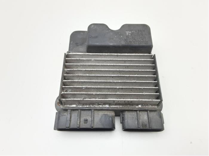 Gebruikte Computer Diversen Toyota Avensis (T25/B1B) 2.0 16V VVT-i D4 Prijs € 52,50 Margeregeling aangeboden door Japoto Parts B.V.