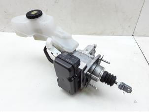 Gebruikte Rembol Toyota C-HR (X1,X5) 1.8 16V Hybrid Prijs € 252,83 Inclusief btw aangeboden door Japoto Parts B.V.