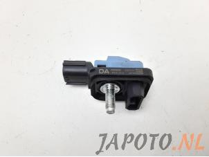 Gebruikte Airbag Sensor Toyota C-HR (X1,X5) 1.8 16V Hybrid Prijs € 25,40 Inclusief btw aangeboden door Japoto Parts B.V.