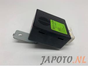Gebruikte Alarmlicht relais Kia Picanto (TA) 1.0 12V Prijs € 9,99 Margeregeling aangeboden door Japoto Parts B.V.
