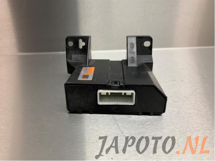 Gebruikte Koeling Module Toyota Corolla Verso (R10/11) 1.8 16V VVT-i Prijs € 26,25 Margeregeling aangeboden door Japoto Parts B.V.