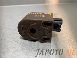 Gebruikte Relais Lexus IS (E2) 250 2.5 V6 24V Prijs € 15,74 Margeregeling aangeboden door Japoto Parts B.V.