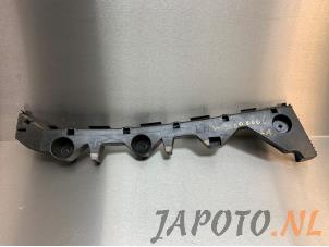 Gebruikte Bumpersteun links-achter Mazda 6 (GH12/GHA2) 2.0i 16V S-VT Prijs € 9,95 Margeregeling aangeboden door Japoto Parts B.V.