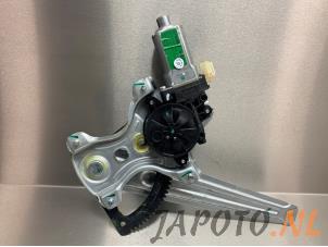 Gebruikte Ruitmechaniek 4Deurs links-achter Hyundai i10 (B5) 1.0 12V Prijs € 34,95 Margeregeling aangeboden door Japoto Parts B.V.