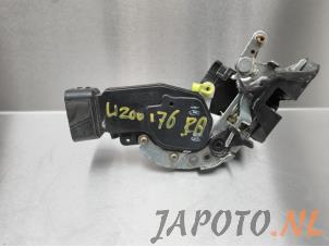 Gebruikte Deurslot Mechaniek 4Deurs rechts-achter Toyota Corolla (EB/ZZ/WZ/CD) 1.6 16V VVT-i Prijs € 19,95 Margeregeling aangeboden door Japoto Parts B.V.