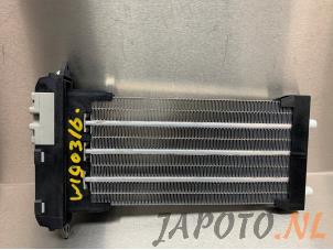 Gebruikte Element Kachelverwarming Kia Cee'd Sportswagon (JDC5) 1.6 GDI 16V Prijs € 29,95 Margeregeling aangeboden door Japoto Parts B.V.