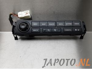 Gebruikte Bedieningspaneel Multi Media Nissan Murano (Z51) 3.5 V6 24V 4x4 Prijs € 75,00 Margeregeling aangeboden door Japoto Parts B.V.