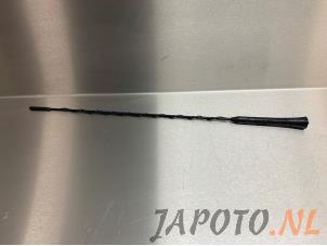 Gebruikte Antennespriet Mitsubishi Colt (Z2/Z3) 1.3 16V Prijs € 9,95 Margeregeling aangeboden door Japoto Parts B.V.