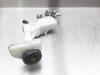 Hoofdremcilinder van een Nissan Qashqai (J11) 1.5 dCi DPF 2014