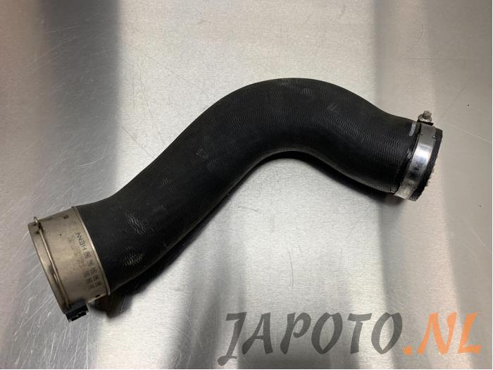 Gebruikte Intercooler Slang Nissan Qashqai (J11) 1.6 DIG-T 163 16V Prijs € 52,49 Margeregeling aangeboden door Japoto Parts B.V.