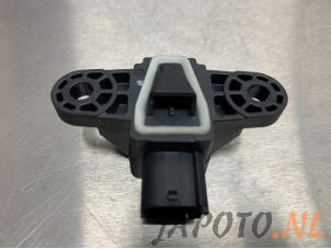 Gebruikte Airbag Sensor Kia Rio IV (YB) 1.0i T-GDi 100 12V Prijs € 20,95 Margeregeling aangeboden door Japoto Parts B.V.