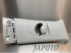 Gebruikte Stijl midden-rechts Kia Rio IV (YB) 1.0i T-GDi 100 12V Prijs € 19,95 Margeregeling aangeboden door Japoto Parts B.V.
