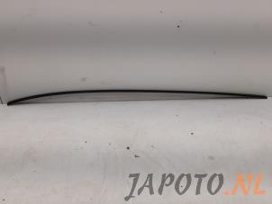 Gebruikte Daklijst links Kia Picanto (TA) 1.0 12V Prijs € 19,95 Margeregeling aangeboden door Japoto Parts B.V.