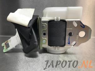 Gebruikte Veiligheidsgordel midden-achter Suzuki SX4 (EY/GY) 1.6 16V VVT Comfort,Exclusive Autom. Prijs € 29,95 Margeregeling aangeboden door Japoto Parts B.V.