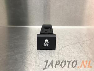 Gebruikte ESP Schakelaar Hyundai i20 1.1 CRDi VGT 12V Prijs € 15,70 Margeregeling aangeboden door Japoto Parts B.V.