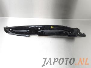 Gebruikte Afdekplaat diversen Hyundai i20 (GBB) 1.0 T-GDI 100 12V Prijs € 17,79 Inclusief btw aangeboden door Japoto Parts B.V.
