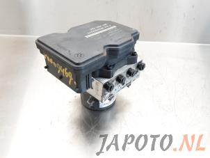 Gebruikte ABS Pomp Kia Sportage (SL) 2.0 CRDi 16V VGT 4x4 Prijs € 120,94 Inclusief btw aangeboden door Japoto Parts B.V.