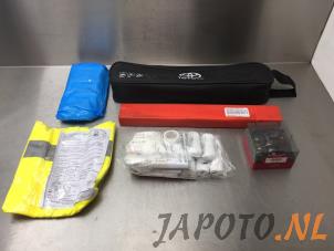 Gebruikte EHBO kit Toyota Aygo (B10) 1.0 12V VVT-i Prijs € 29,95 Margeregeling aangeboden door Japoto Parts B.V.