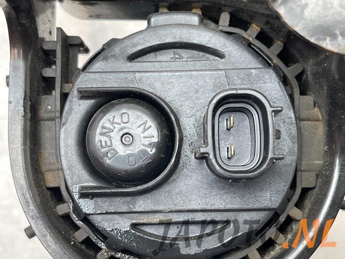 Waterpomp van een Honda Civic (FK1/2/3) 1.8i VTEC 16V 2013