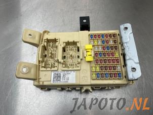 Gebruikte Zekeringkast Kia Rio IV (YB) 1.0i T-GDi 100 12V Prijs € 74,95 Margeregeling aangeboden door Japoto Parts B.V.