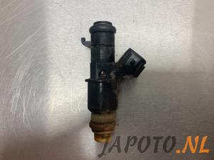 Gebruikte Injector (benzine injectie) Honda Insight (ZE2) 1.3 16V VTEC Prijs € 20,95 Margeregeling aangeboden door Japoto Parts B.V.