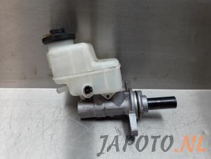 Gebruikte Hoofdremcilinder Toyota RAV4 (A3) 2.0 16V Valvematic 4x2 Prijs € 41,95 Margeregeling aangeboden door Japoto Parts B.V.
