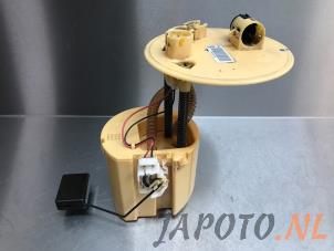 Gebruikte Tankvlotter Toyota Avensis Wagon (T27) 2.0 16V D-4D-F Prijs € 41,95 Margeregeling aangeboden door Japoto Parts B.V.