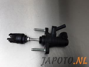 Gebruikte Koppeling Hoofd Cilinder Toyota RAV4 (A3) 2.0 16V Valvematic 4x4 Prijs € 30,00 Margeregeling aangeboden door Japoto Parts B.V.