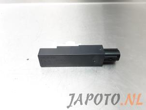 Gebruikte ACC Sensor (afstand) Mazda CX-5 (KE,GH) 2.2 SkyActiv-D 16V 2WD Prijs € 19,95 Margeregeling aangeboden door Japoto Parts B.V.