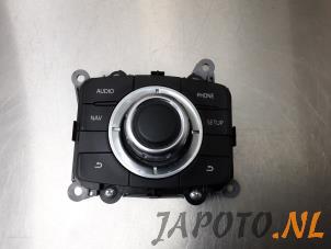 Gebruikte Navigatie bedienings paneel Mazda CX-5 (KE,GH) 2.2 SkyActiv-D 16V 2WD Prijs € 124,95 Margeregeling aangeboden door Japoto Parts B.V.