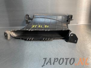 Gebruikte Luchtgeleider Kia Niro I (DE) 1.6 GDI Hybrid Prijs € 14,99 Margeregeling aangeboden door Japoto Parts B.V.