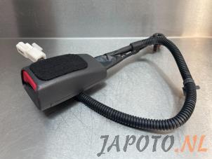 Gebruikte Veiligheidsgordel Insteek rechts-voor Kia Niro I (DE) 1.6 GDI Hybrid Prijs € 34,95 Margeregeling aangeboden door Japoto Parts B.V.