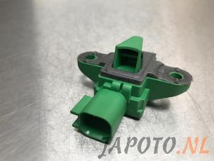 Gebruikte Airbag Sensor Suzuki SX4 S-Cross (JY) 1.6 16V Prijs € 15,70 Margeregeling aangeboden door Japoto Parts B.V.