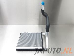 Gebruikte Chaufage Radiateur Kia Niro I (DE) 1.6 GDI Hybrid Prijs € 59,95 Margeregeling aangeboden door Japoto Parts B.V.