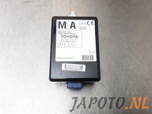 Gebruikte Module Centrale Deurvergrendeling Toyota Auris (E18) 1.8 16V Hybrid Prijs € 29,95 Margeregeling aangeboden door Japoto Parts B.V.