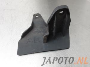 Gebruikte Spatlap Nissan Juke (F15) 1.6 16V Prijs € 13,13 Margeregeling aangeboden door Japoto Parts B.V.