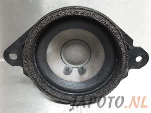 Gebruikte Speaker Nissan Primera (P11) 1.8 16V Prijs € 9,95 Margeregeling aangeboden door Japoto Parts B.V.