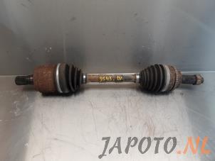 Gebruikte Aandrijfas links-voor Mazda CX-7 2.3 MZR DISI Turbo 16V Prijs € 94,45 Margeregeling aangeboden door Japoto Parts B.V.