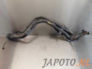 Gebruikte Vulpijp Brandstoftank Mazda 3 (BM/BN) 2.0 SkyActiv-G 120 16V Prijs € 49,95 Margeregeling aangeboden door Japoto Parts B.V.