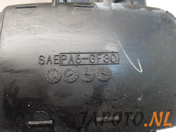 Inlaatspruitstuk van een Subaru Legacy Wagon (BR) 2.5 16V 2014