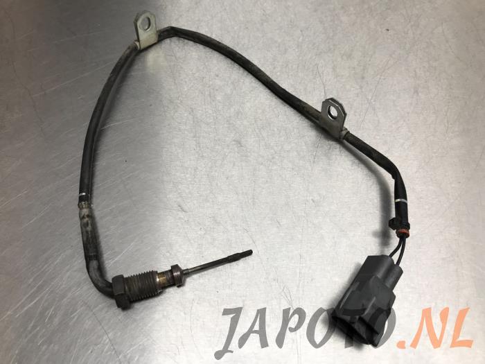 Gebruikte Uitlaat temperatuursensor Toyota RAV4 (A3) 2.2 D-CAT 16V 4x4 Prijs € 31,45 Margeregeling aangeboden door Japoto Parts B.V.