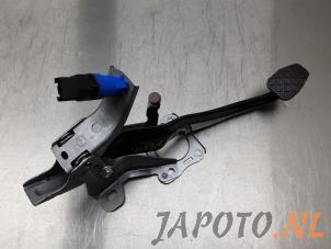 Gebruikte Rempedaal Mazda 2 (DJ/DL) 1.5 SkyActiv-G 90 Prijs € 49,95 Margeregeling aangeboden door Japoto Parts B.V.