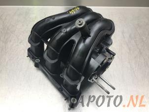 Gebruikte Inlaatspruitstuk Suzuki Alto 1.0 12V Prijs € 36,70 Margeregeling aangeboden door Japoto Parts B.V.