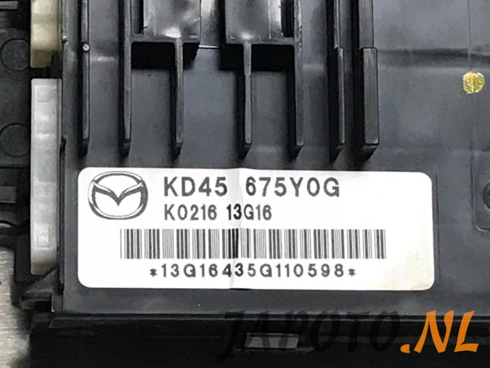 Computer Body Control van een Mazda CX-5 (KE,GH) 2.2 SkyActiv-D 16V 2WD 2013