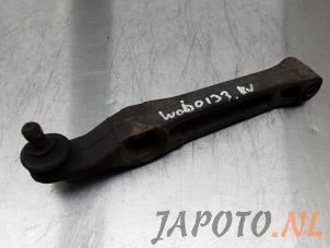 Gebruikte Triangel rechts-voor Suzuki New Ignis (MH) 1.3 16V Prijs € 20,00 Margeregeling aangeboden door Japoto Parts B.V.