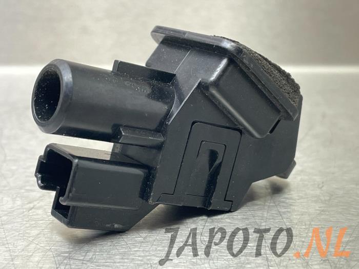 Gebruikte Luchtkwaliteit sensor Lexus GS (..S16) 300 3.0 24V VVT-i Prijs € 20,95 Margeregeling aangeboden door Japoto Parts B.V.