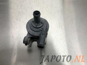 Gebruikte Waterpomp Toyota C-HR (X1,X5) 1.2 16V Turbo Prijs € 63,46 Inclusief btw aangeboden door Japoto Parts B.V.
