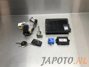 Gebruikte Kontaktslot + computer Toyota C-HR (X1,X5) 1.2 16V Turbo Prijs € 423,49 Inclusief btw aangeboden door Japoto Parts B.V.